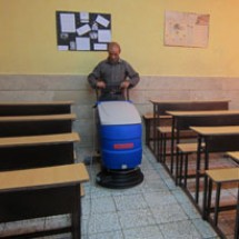 floor-scrubber-dryer-for-school-cleaning  شستشوی کف مراکز آموزشی با اسکرابر صنعتی