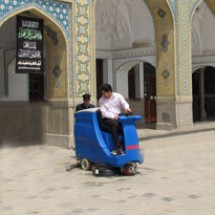 scrubber-mosque-and-shrine شستشوی صحن حرم و مساجد 