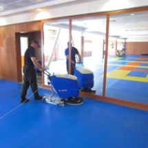 gyms-scrubber-dryer کفشوی باشگاه بدنسازی