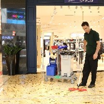 shopping mall trolley کاربرد ترولی در مراکز و مجتمع های تجاری