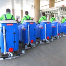 airports-floor-scrubber دستگاه زمین شوی فرودگاه