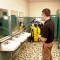 شستشو و نظافت سرویس بهداشتی cleaning_reatroom_with_high_pressure_spray_vac